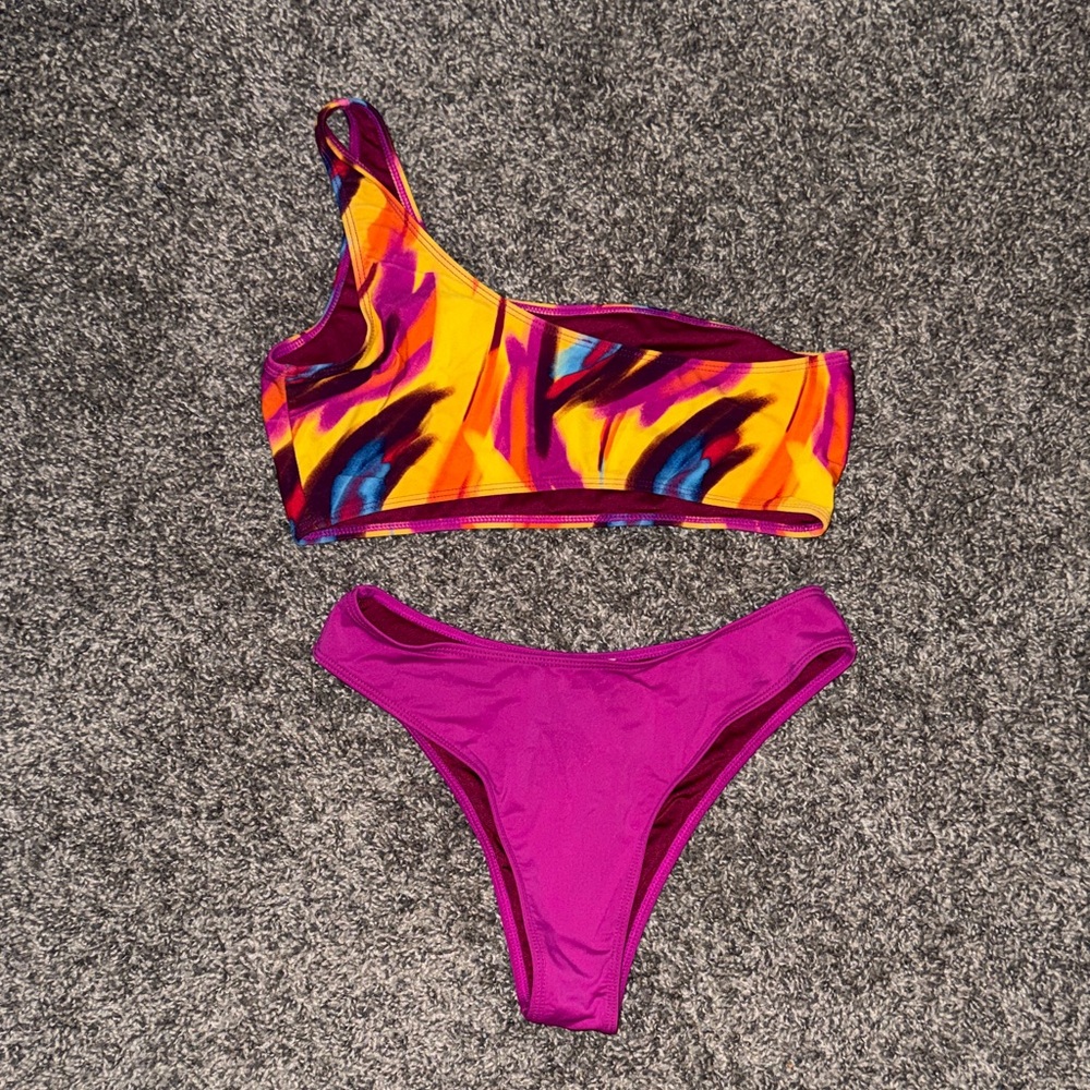 Icon Swim Vibrant One-Shoulder Bikini Set in Magenta & Multi Size S Women’s